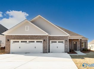 16658 Hamilton Pl, Athens, AL 35613