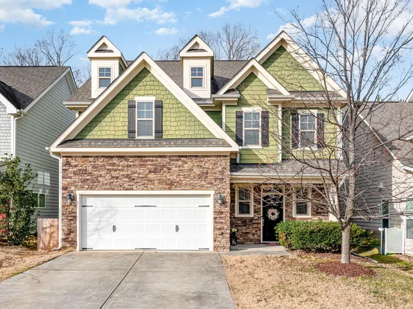 2820 Bogle Branch Ct, Raleigh, NC 27606