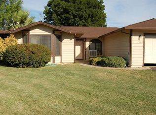 2934 Sandstone Dr, Anderson, CA 96007