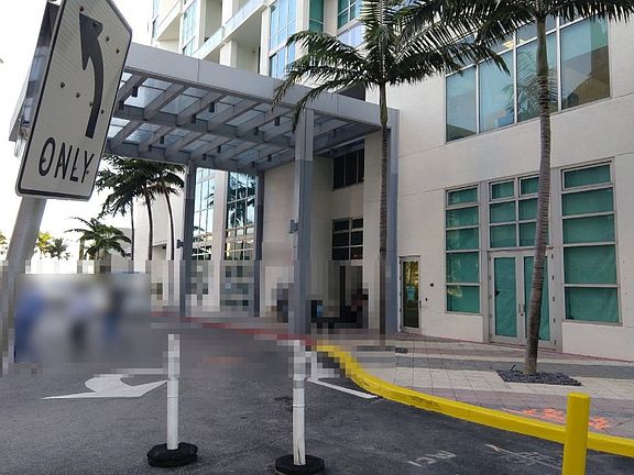 2nd image of 300 S Biscayne Blvd APT 1226