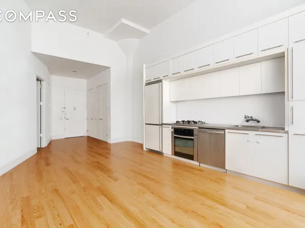 27-28 Thomson Ave #421, Long Island City, NY 11101