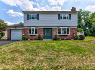 20 Minute Man Rd, Hazlet, NJ 07730