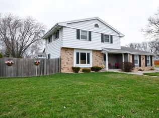 N84W17420 Menomonee Ave, Menomonee Falls, WI 53051