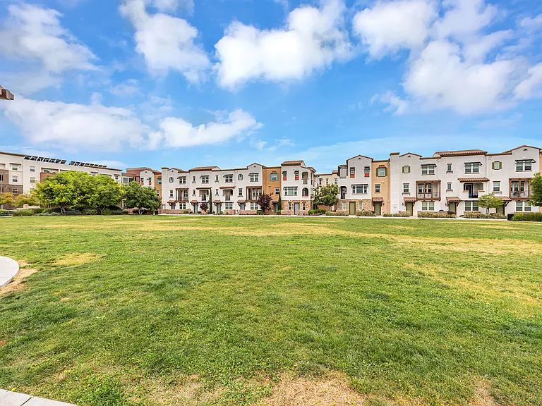 227 Siderno Ct #227 — Photo 44