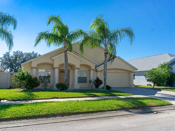 2nd image of 3816 Sunward Dr