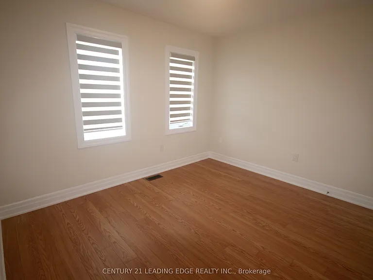 39 Ed Ewert Ave — Photo 23