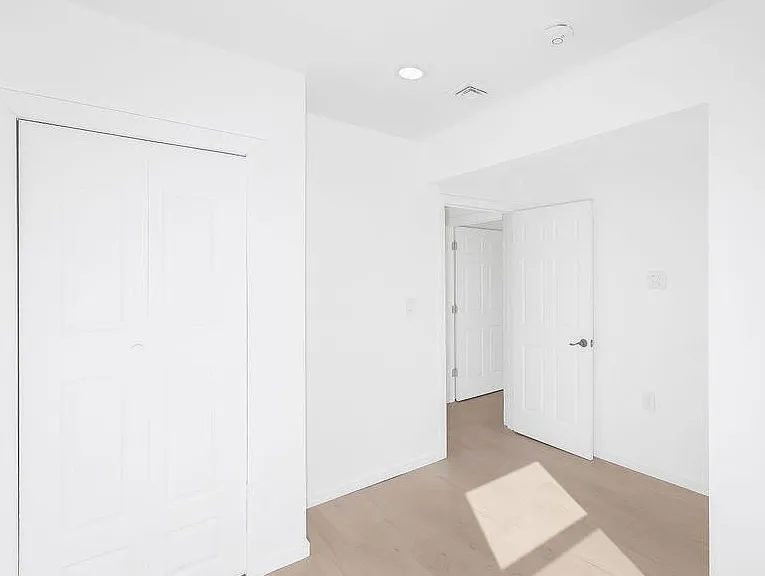 80 Ferry St #2 — Photo 13