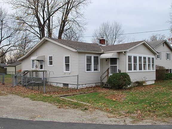 2nd image of 7464 Dahlia Dr