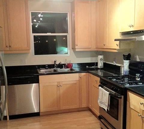 5th image of 285 N Ventura Ave APT 25