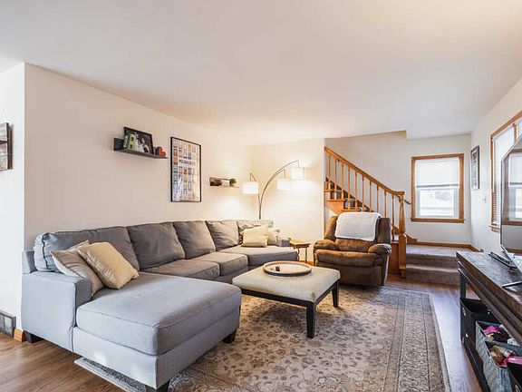 2nd image of 240 S 76th St #242
