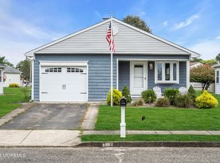 23 San Jacinto St, Toms River, NJ 08757