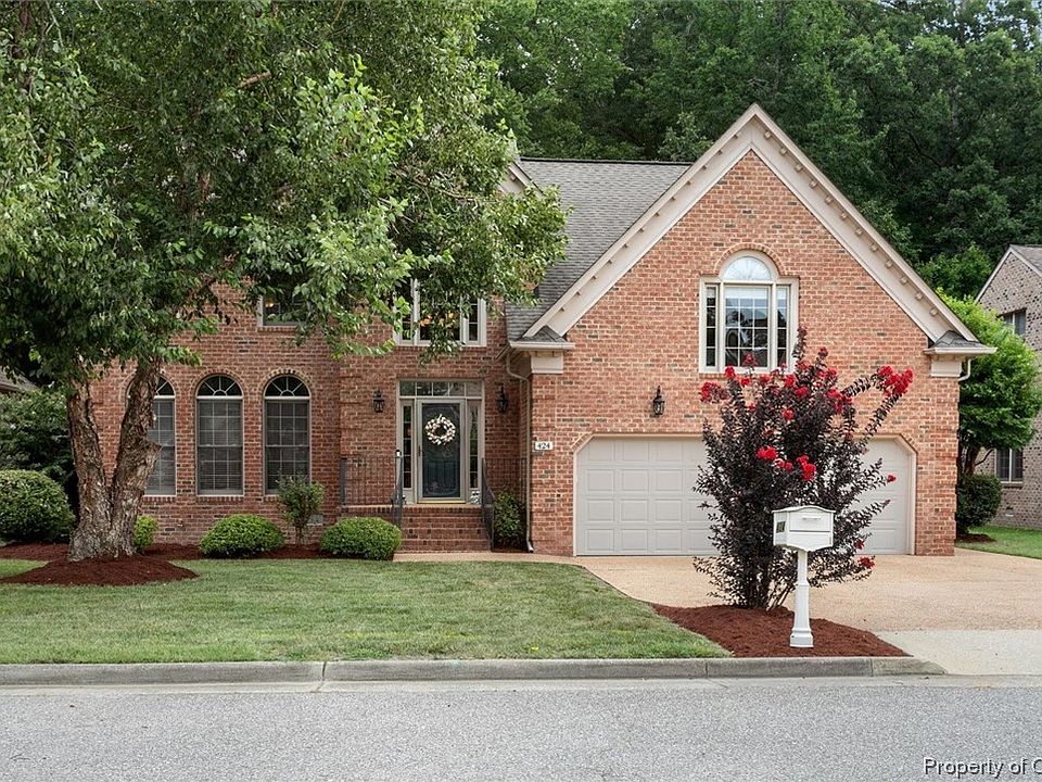 1st image of 424 Richter Ln