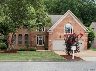 424 Richter Ln, Yorktown, VA