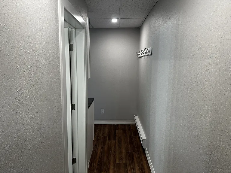 204 4th Ave #1 — Photo 9