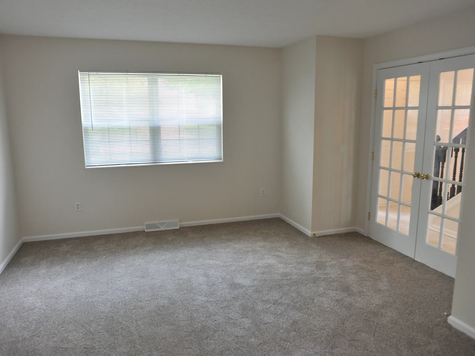 Hillview Way, Medina — Photo 3