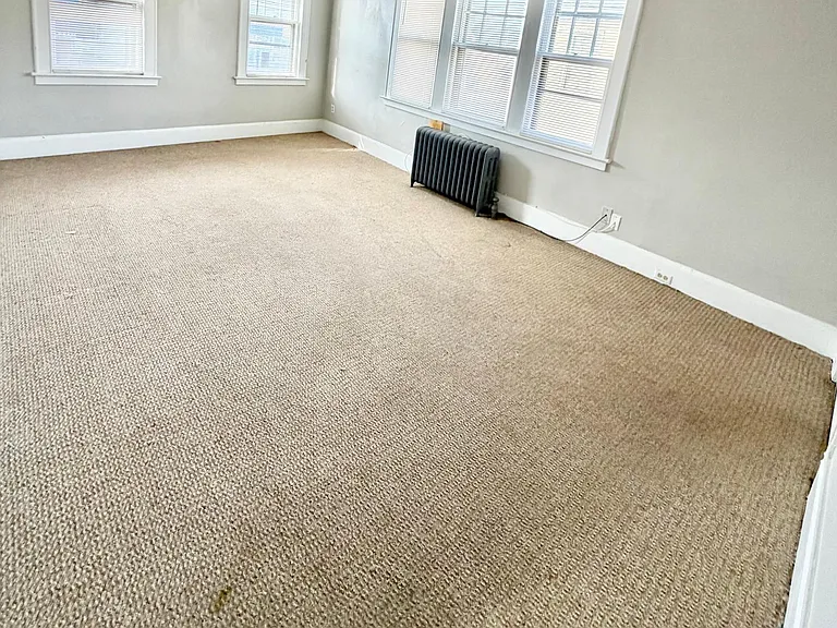 619 Campbell Ave #4 — Photo 3