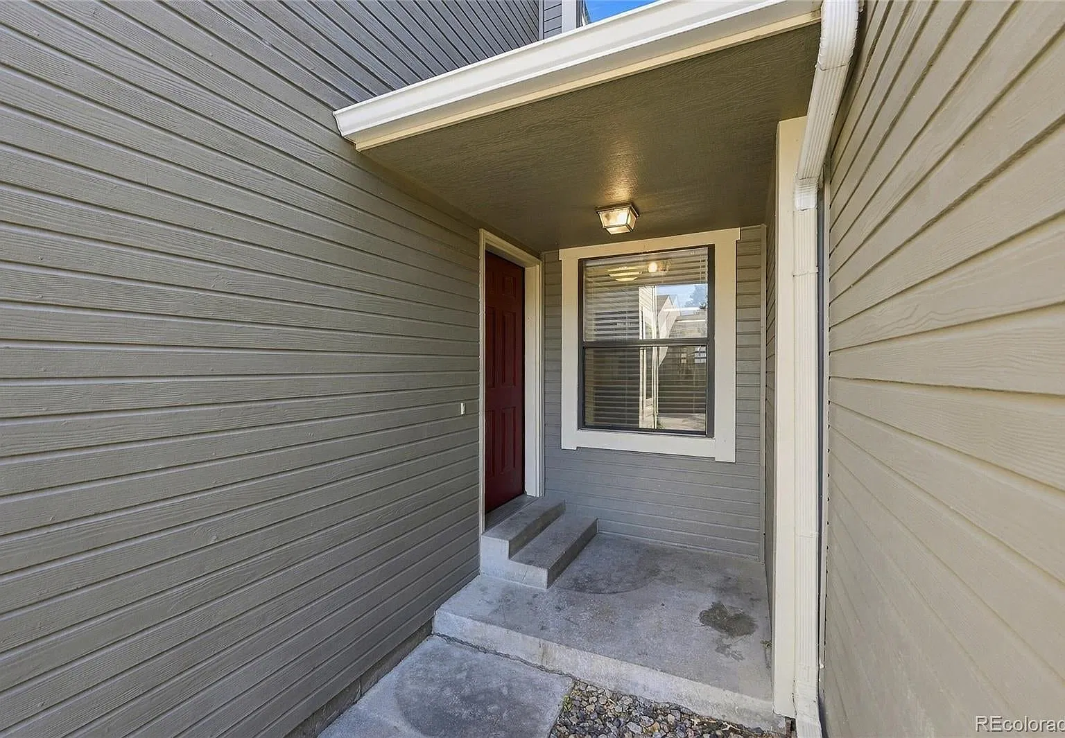3 bed, 1307 sqft, $2,350 — Photo 3