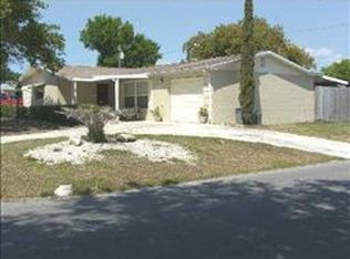 3240 Kimberly Oaks Dr, Holiday, FL 34691