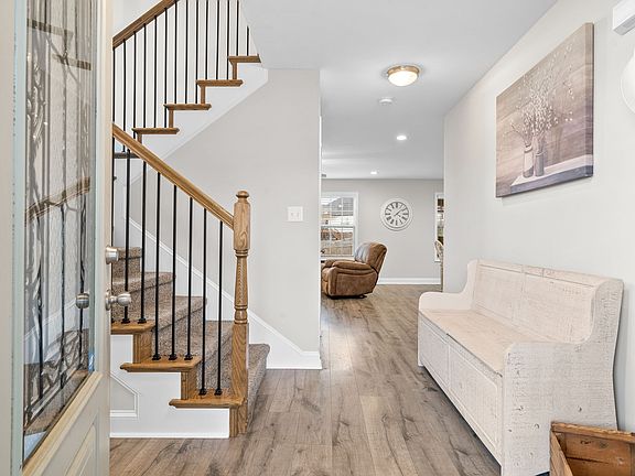 2nd image of 726 Banister Dr