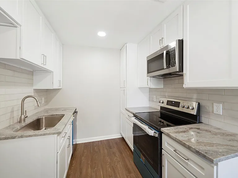 2526 Appian Way #2 — Photo 9