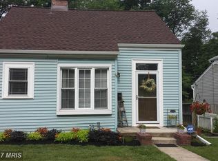 2806 Summerfield Rd, Falls Church, VA 22042