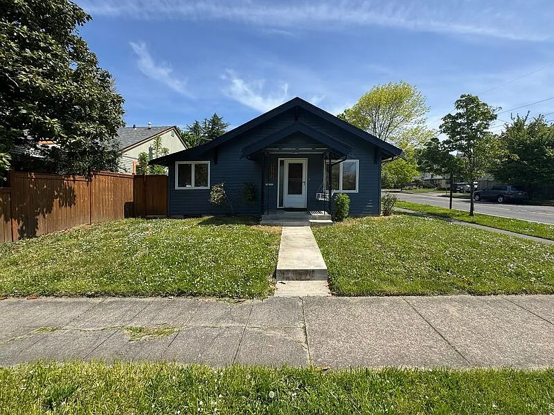 Building Photo - 2393 Emerald St