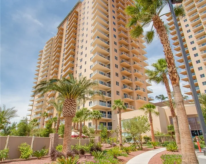 8255 Las Vegas Blvd S #1702 — Photo 3