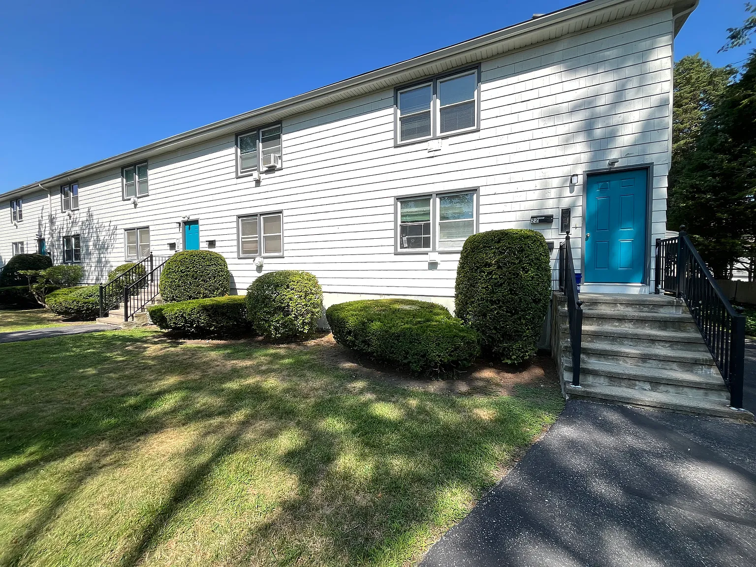1 bed, 700 sqft, $1,425 — Photo 1