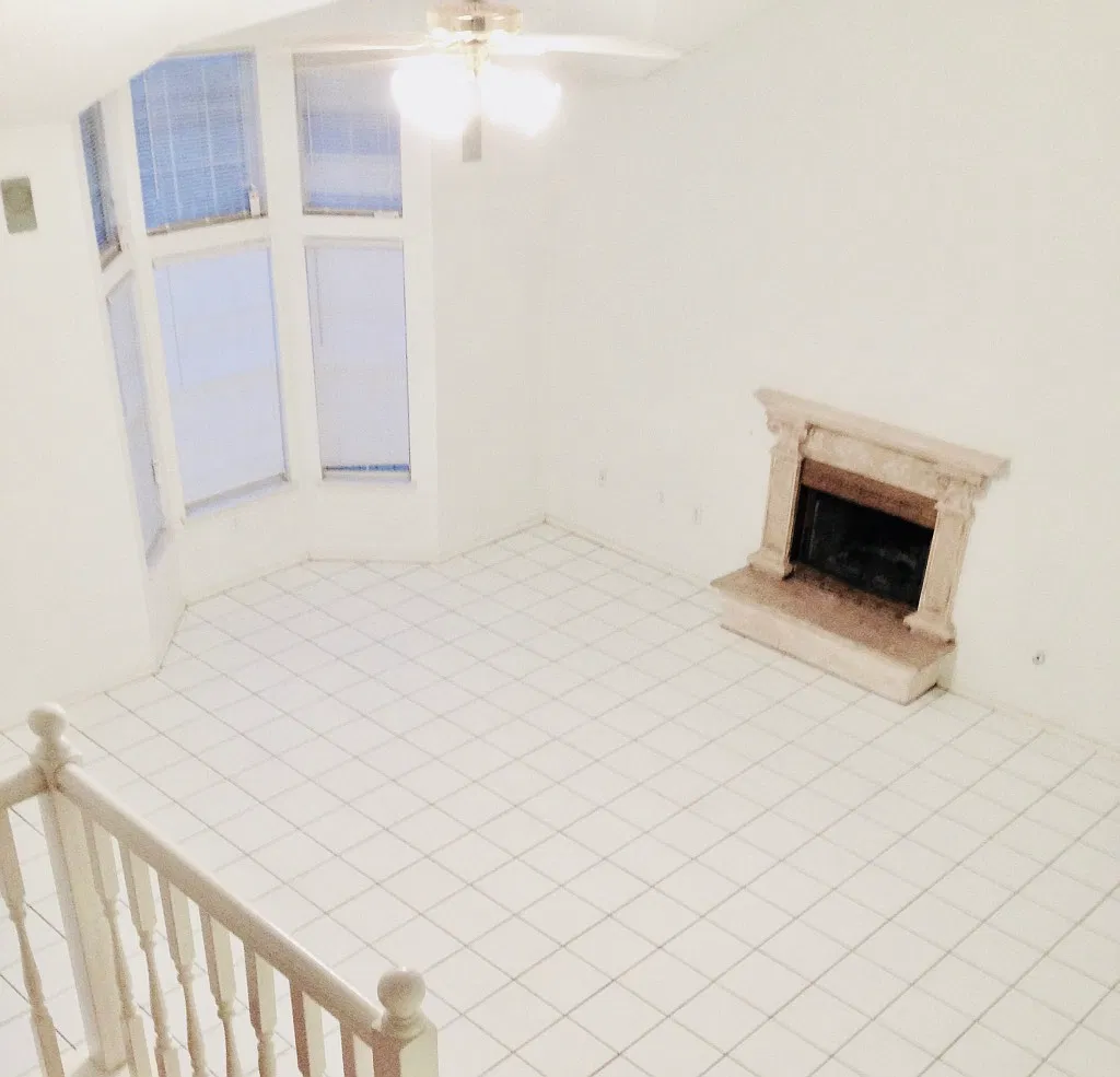 4 bed, 2.5 bath, 2307 sqft, $2,500 — Photo 1