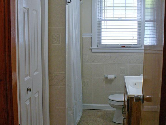 Large bathroom - currently being renovated