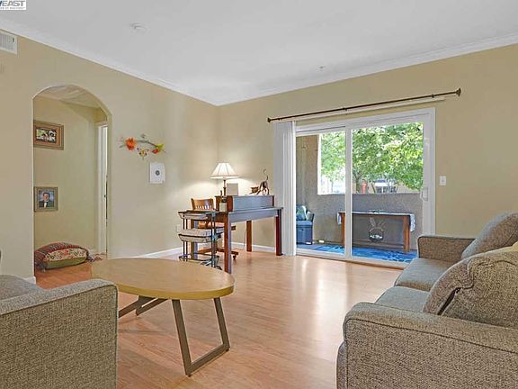 3rd image of 801 S Winchester Blvd APT 1114