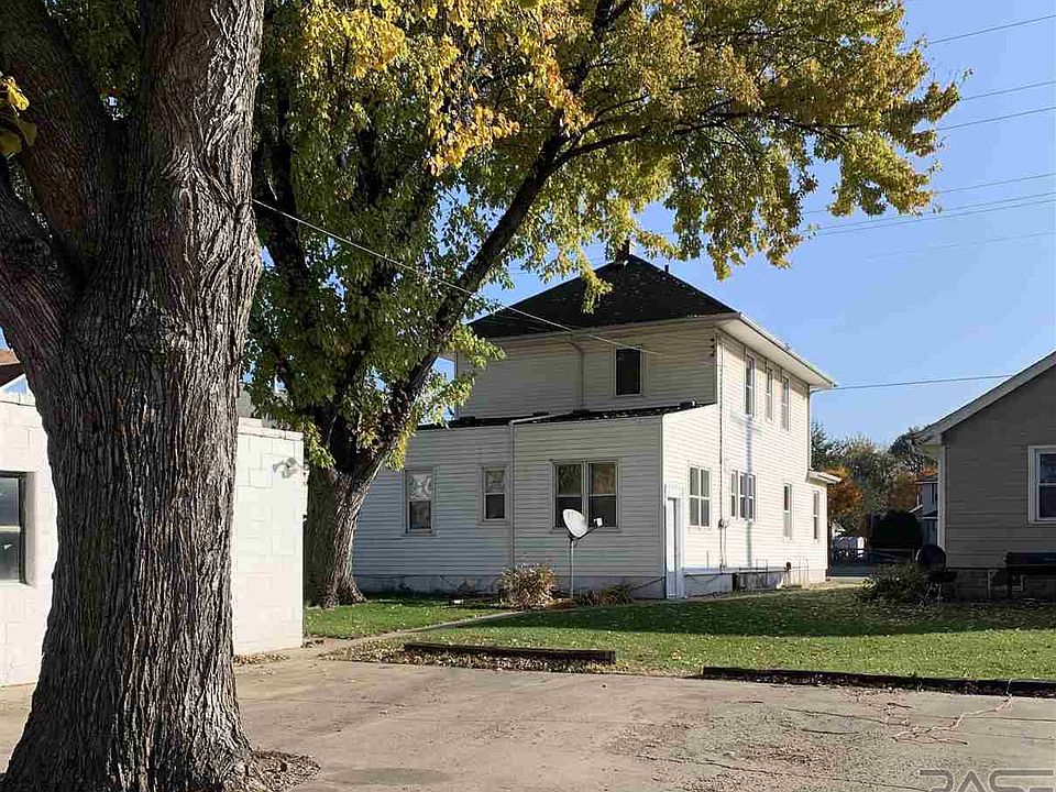 2nd image of 231 N Cliff Ave