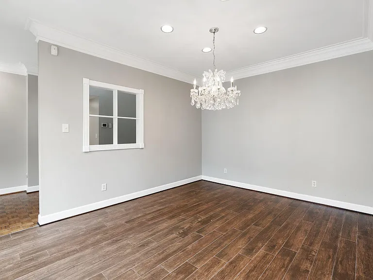 230 Lakeside Blvd — Photo 11