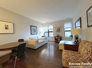 175 Harvard St #215, Brookline, MA 02446