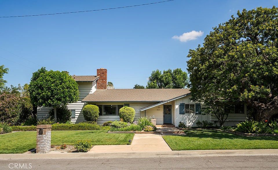 1st image of 2029 E Casa Linda Dr