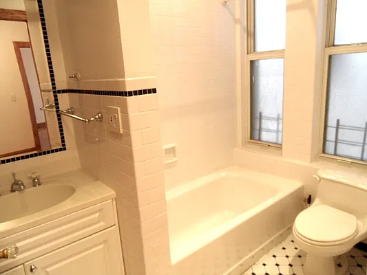 Rented by Tungsten Properties | media 32