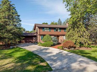 1131 Audubon Rd, Grosse Pointe Park, MI 48230