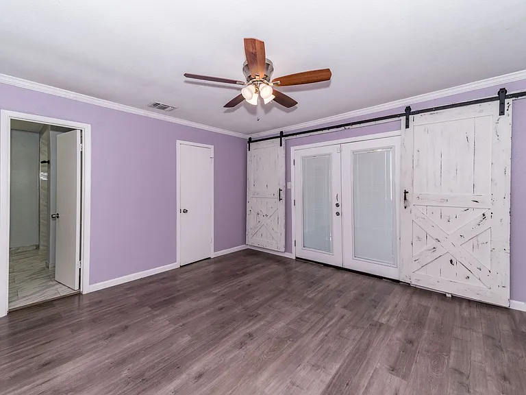 8110 Scottshill — Photo 18