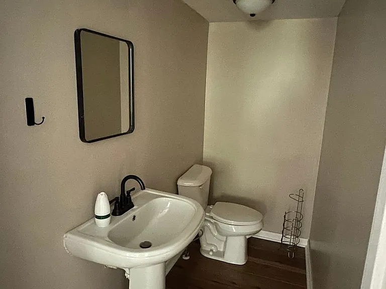 1008 Speight St — Photo 25