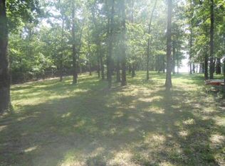 5837 County Road 450, Poplar Bluff, MO 63901
