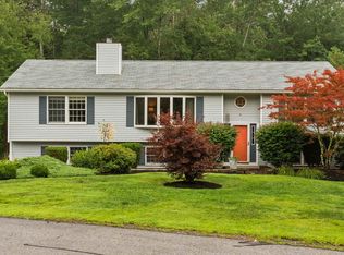 6 Pendergast Rd, Newmarket, NH 03857