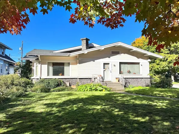 2925 N West Oval St, Spokane, WA 99205