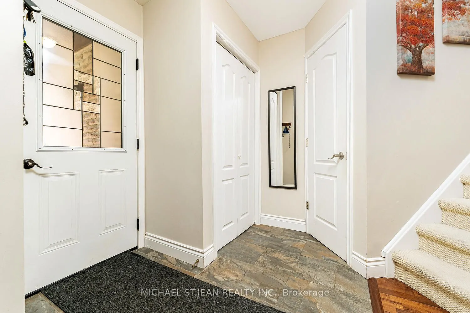 3 bed, $3,795 — Photo 4