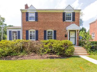 5072 Yorktown Blvd, Arlington, VA 22207
