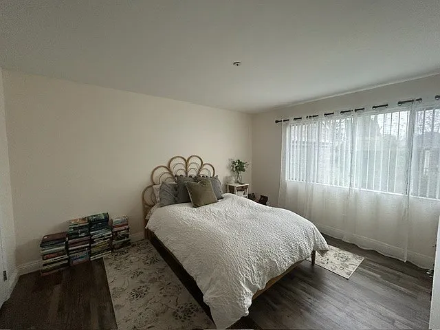 223 Enterprise Dr — Photo 3