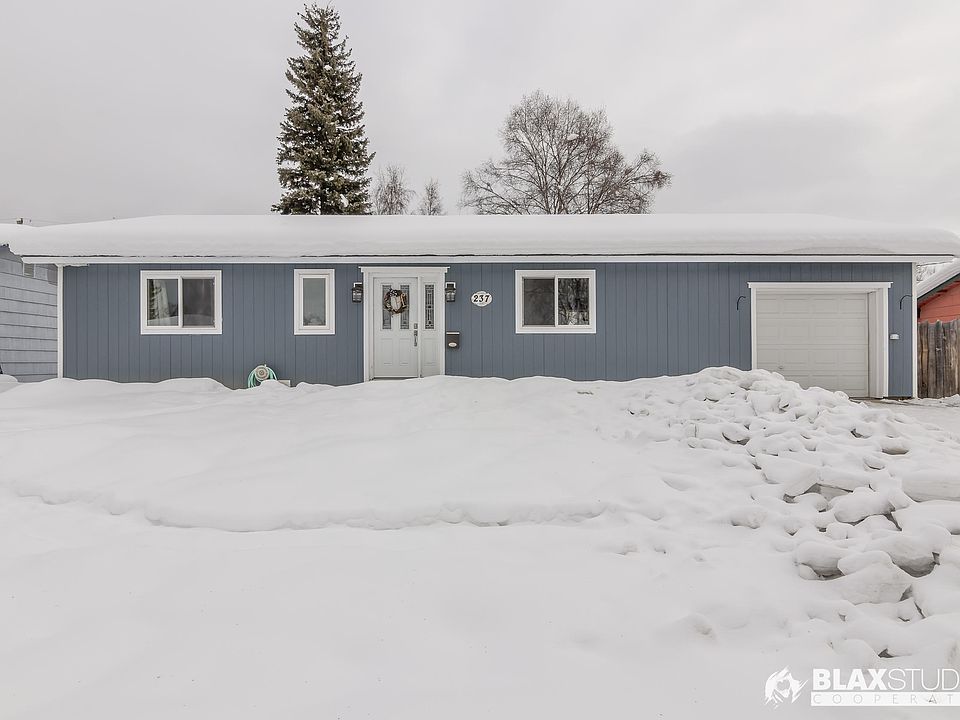 1st image of 237 Bentley Dr