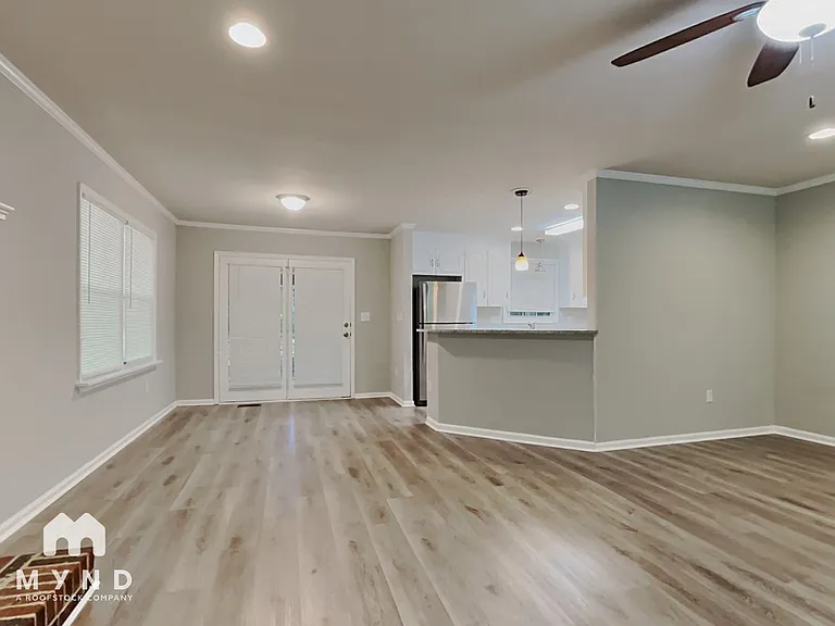 20104 Balsam Ct — Photo 9