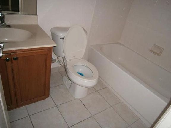 2nd image of 3014 Grandiflora Drive #1201