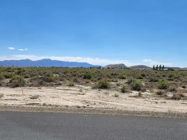 410 Yellow Brick Rd, Battle Mountain, NV 89820