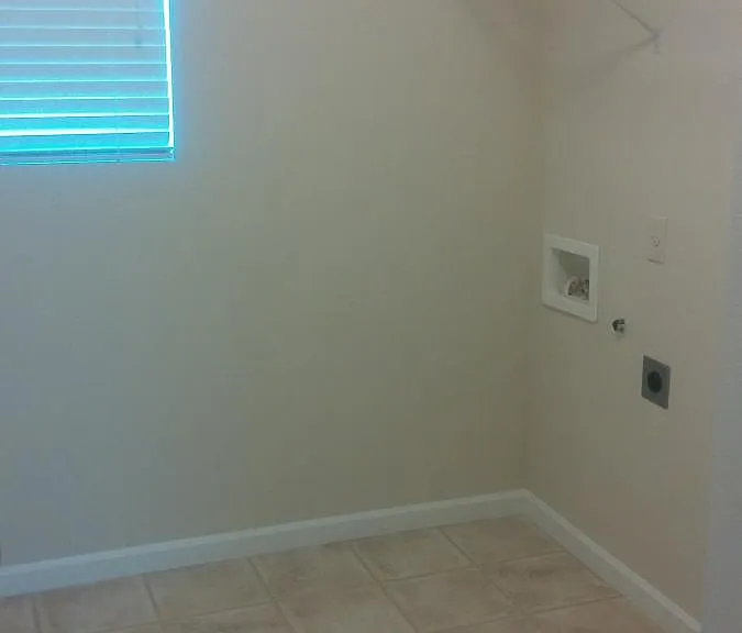 washer dryer hookups